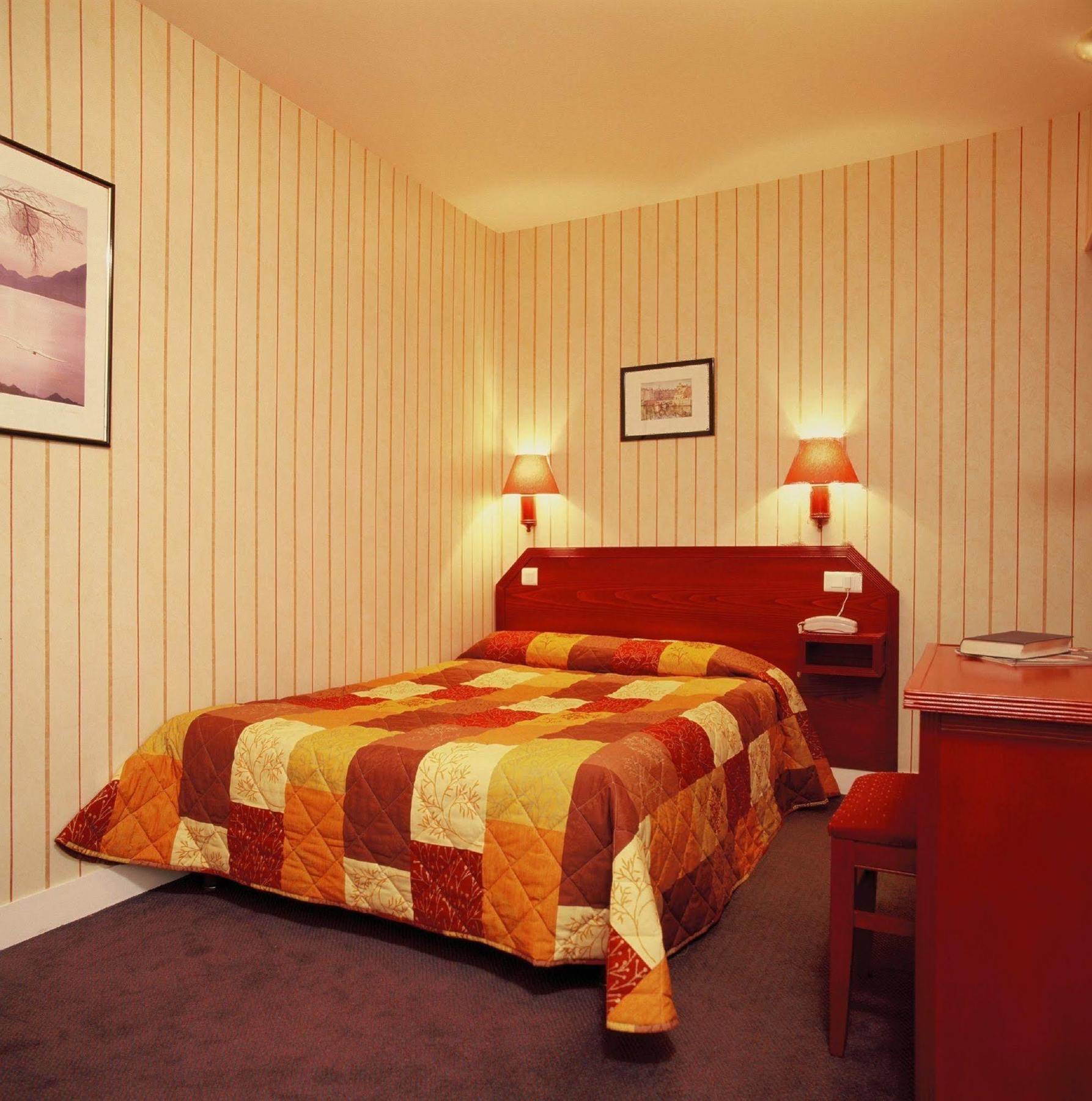 Maison Du Pre Paris Room photo